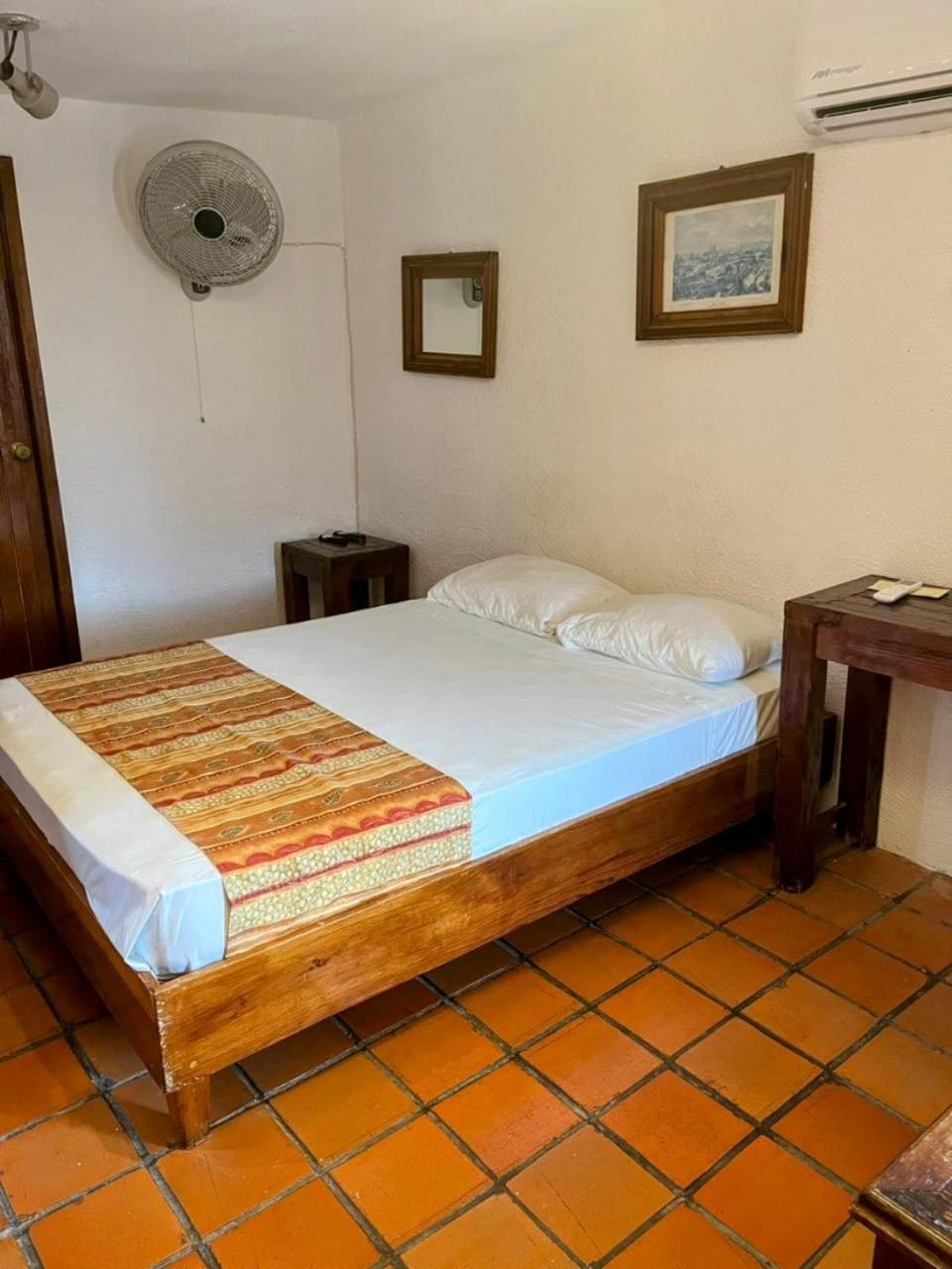 ホテル Casa Shaguiba Crucecita  エクステリア 写真