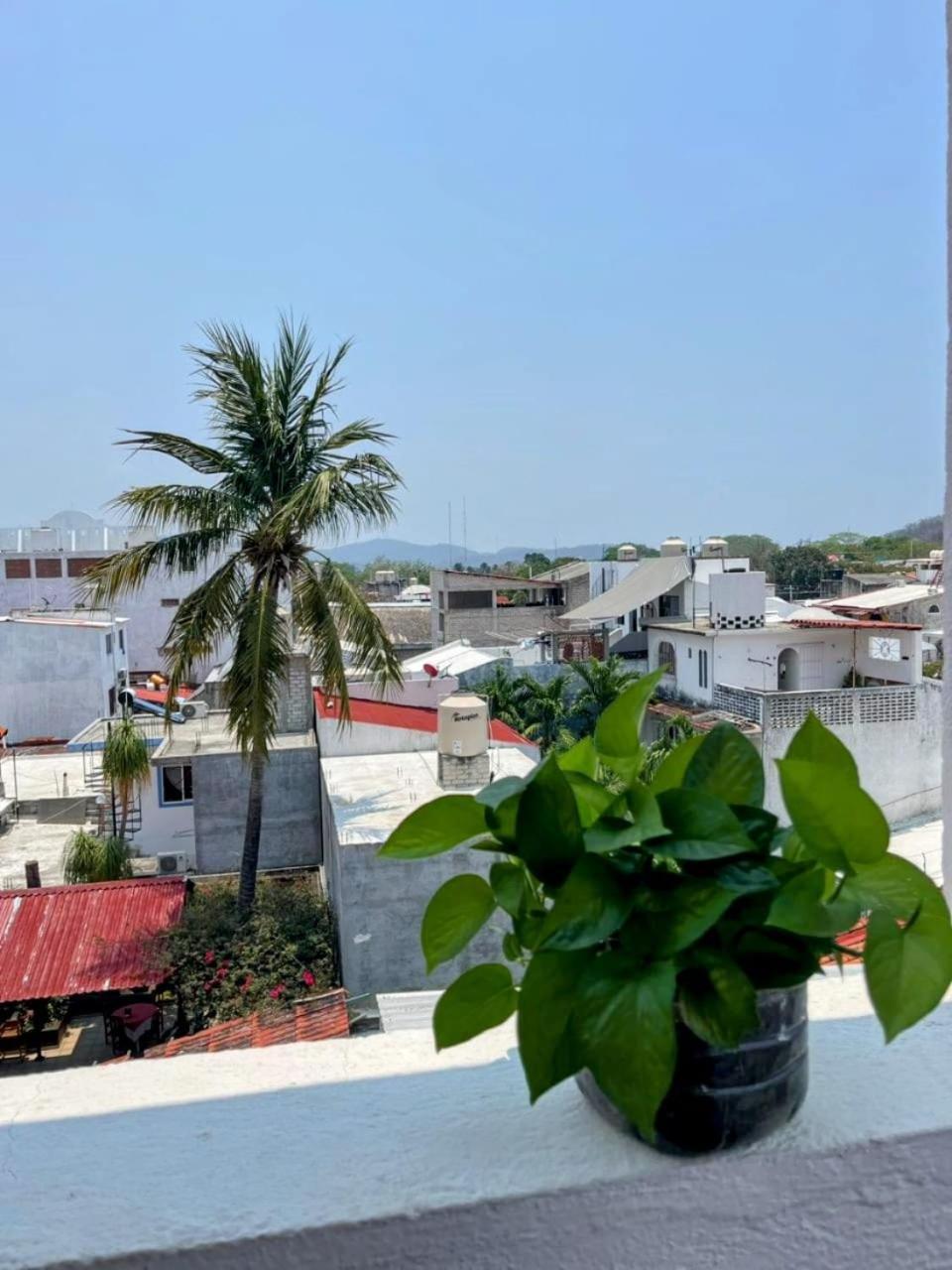 ホテル Casa Shaguiba Crucecita  エクステリア 写真