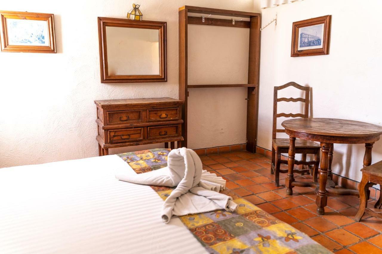 ホテル Casa Shaguiba Crucecita  エクステリア 写真